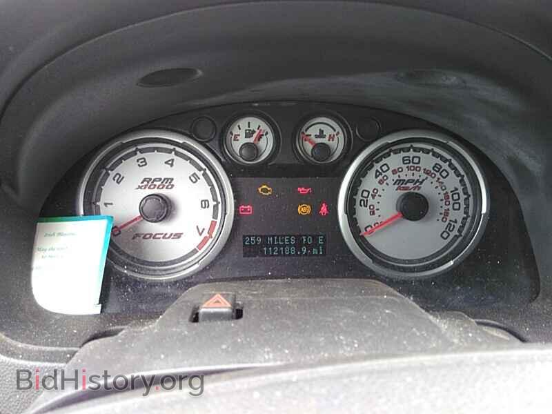 2010 Ford Focus - VIN: 1FAHP3FN0AW220018 - Фото 5