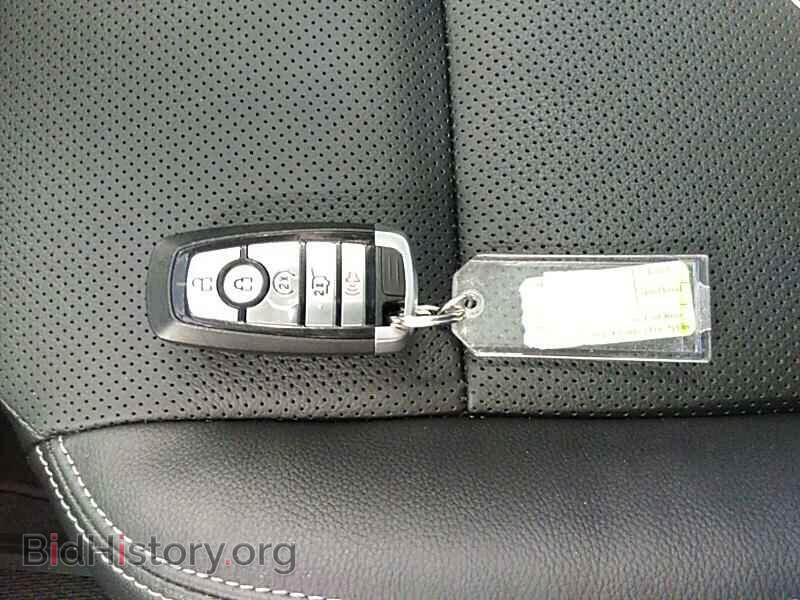 2020 Ford Escape - VIN: 1FMCU9J96LUA58612 - Photo 8