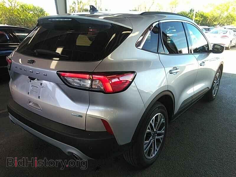 2020 Ford Escape - VIN: 1FMCU9H62LUA37218 - Photo 2