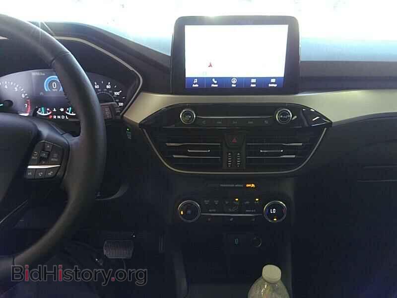 2020 Ford Escape - VIN: 1FMCU9H62LUA37218 - Photo 4
