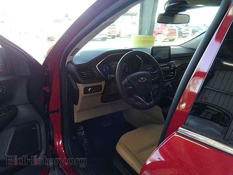 2020 Ford Escape - VIN: 1FMCU9J9XLUA58712 - Фото 3