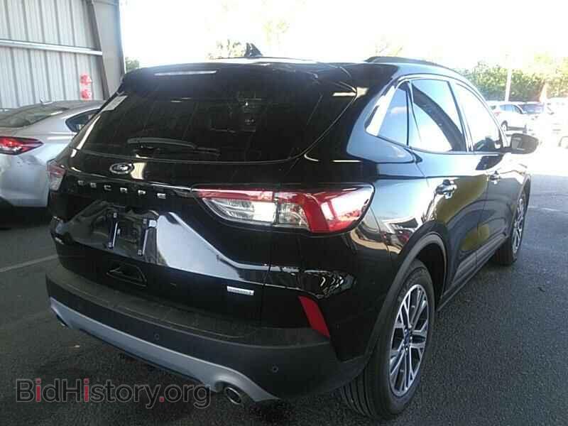 2020 Ford Escape - VIN: 1FMCU0H62LUA37280 - Photo 2
