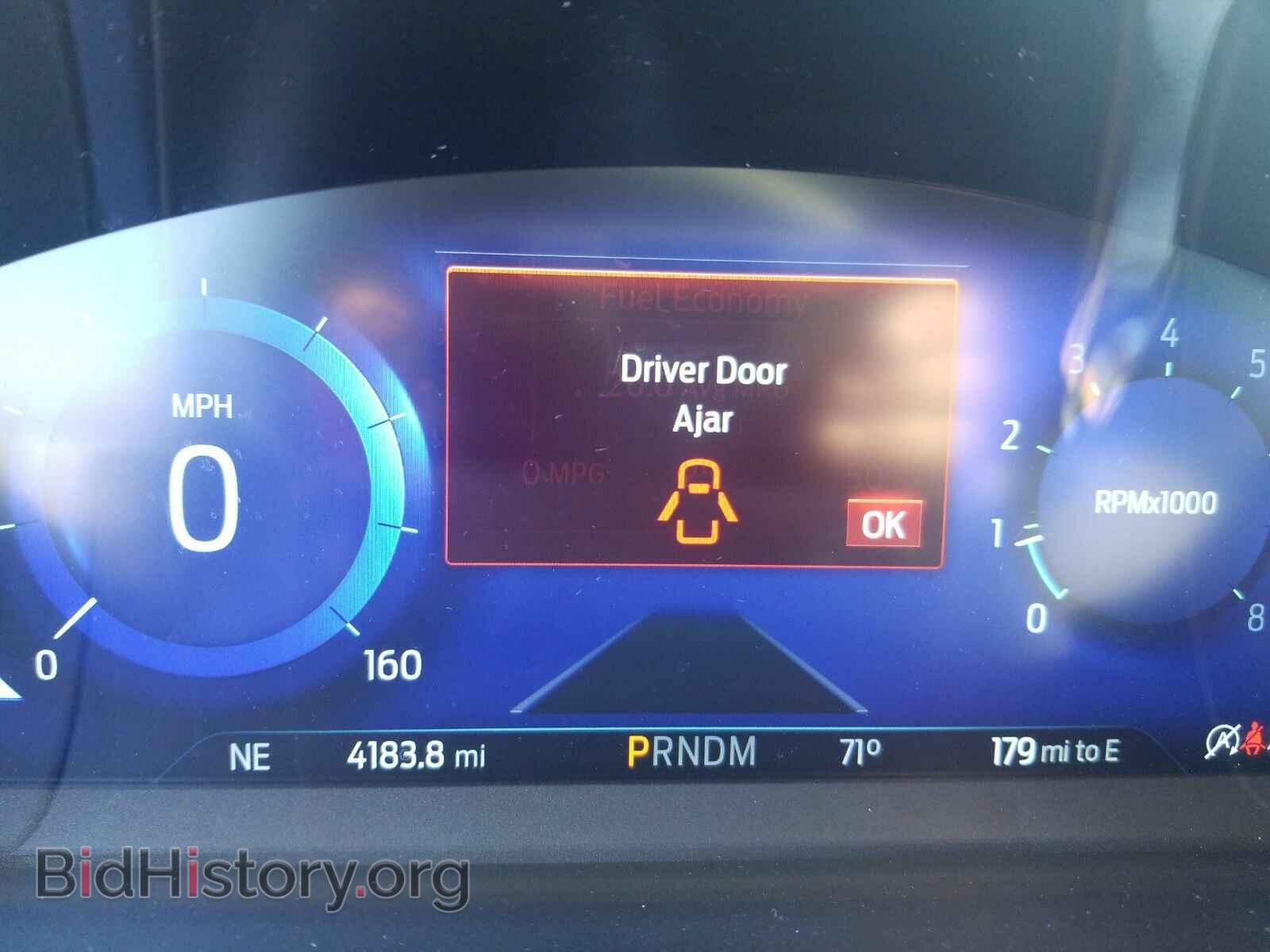 2020 Ford Escape - VIN: 1FMCU9J91LUA58548 - Photo 5