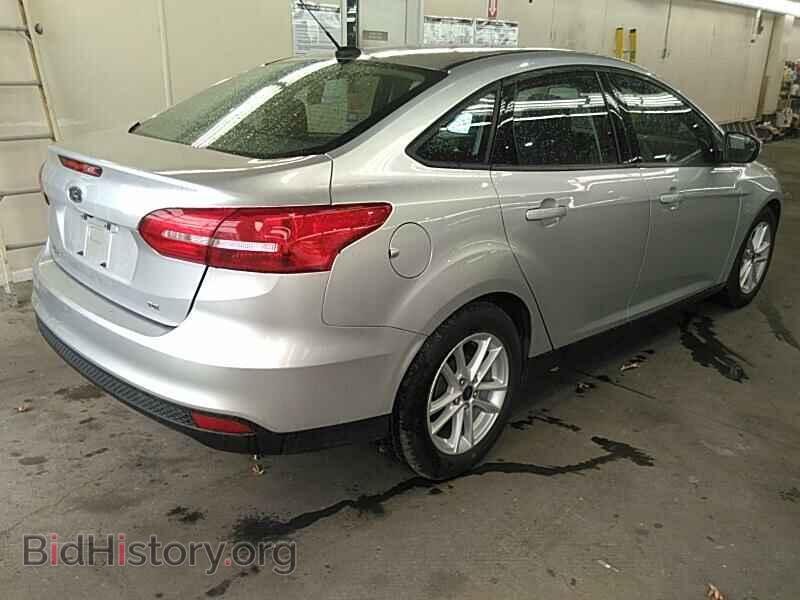 2017 Ford Focus - VIN: 1FADP3F24HL240580 - Фото 2