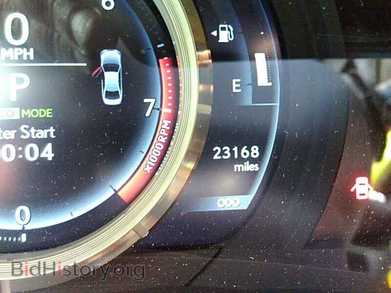 2017 Lexus IS - VIN: JTHCE1D26H5013042 - Фото 5