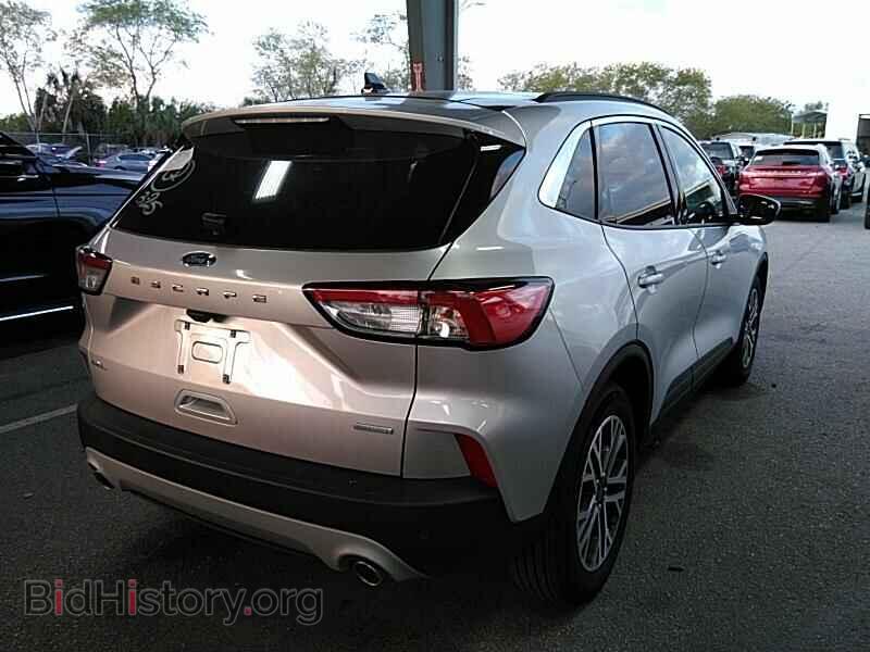 2020 Ford Escape - VIN: 1FMCU0H60LUA37276 - Фото 2
