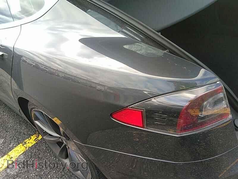 2015 Tesla Model S - VIN: 5YJSA1E49FF109185 - Фото 12