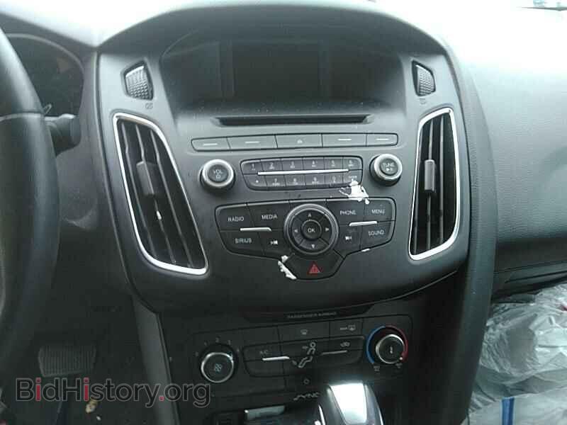 2016 Ford Focus - VIN: 1FADP3F24GL369014 - Фото 4