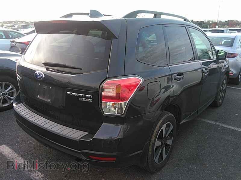 2017 Subaru Forester - VIN: JF2SJAGC8HH590880 - Фото 2