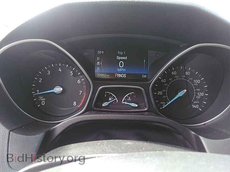 2017 Ford Focus - VIN: 1FADP3FE2HL201058 - Фото 5