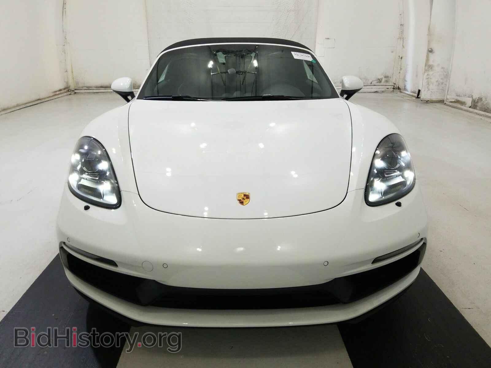 2019 Porsche 718 Boxster - VIN: WP0CB2A84KS229019 - Фото 2