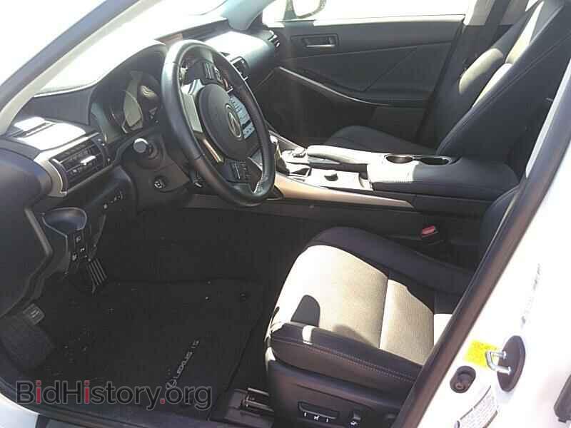 2017 Lexus IS - VIN: JTHBA1D21H5049180 - Фото 3