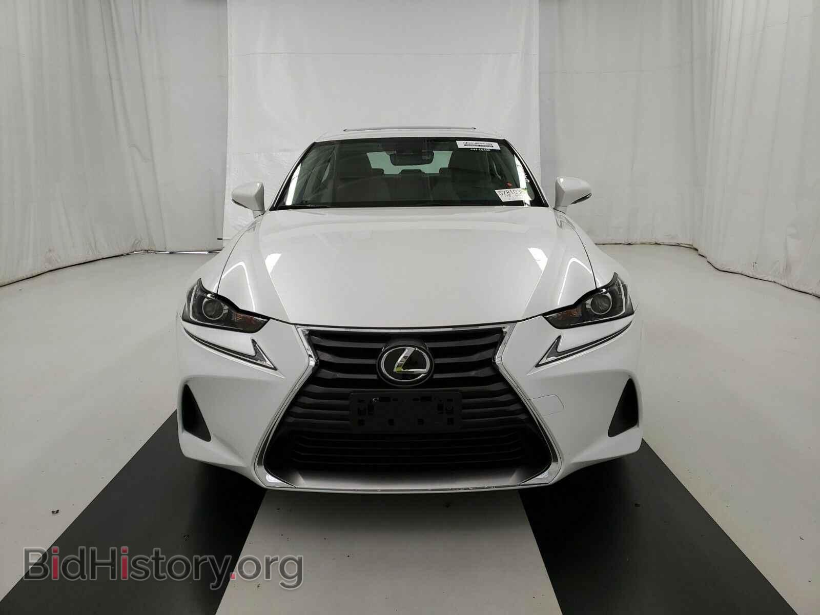 2017 Lexus IS - VIN: JTHCM1D23H5019156 - Фото 2