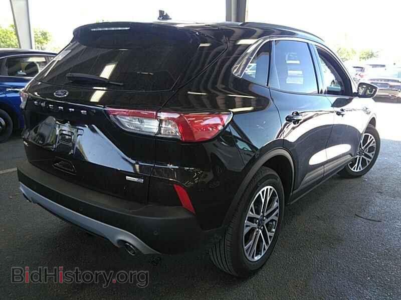 2020 Ford Escape - VIN: 1FMCU9H64LUA38967 - Фото 2