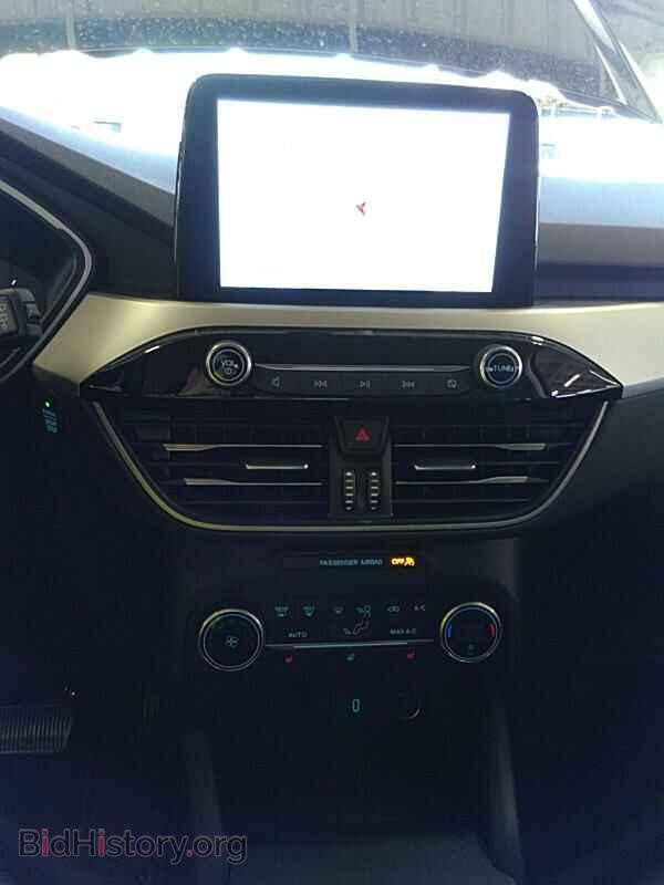 2020 Ford Escape - VIN: 1FMCU9H64LUA38967 - Фото 4