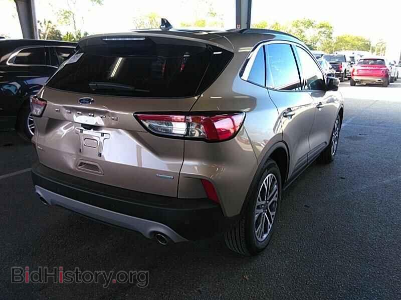 2020 Ford Escape - VIN: 1FMCU0H6XLUA37141 - Фото 2
