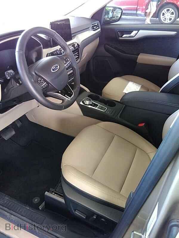 2020 Ford Escape - VIN: 1FMCU0H6XLUA37141 - Фото 3