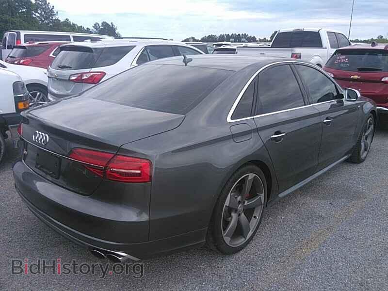 2016 Audi S8 - VIN: WAUJSAFD6GN009441 - Photo 2