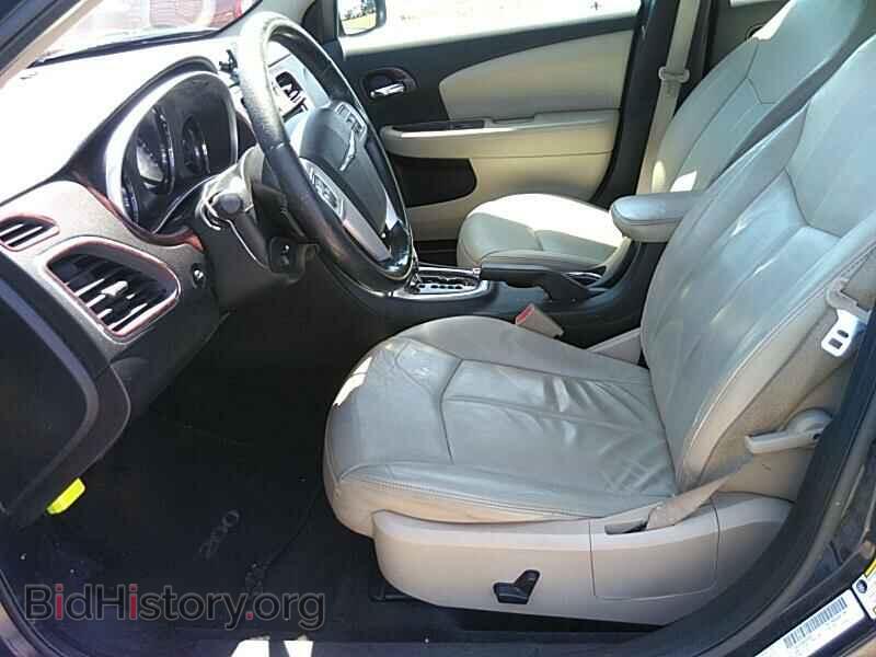 2011 Chrysler 200 - VIN: 1C3BC2FB9BN533687 - Фото 3