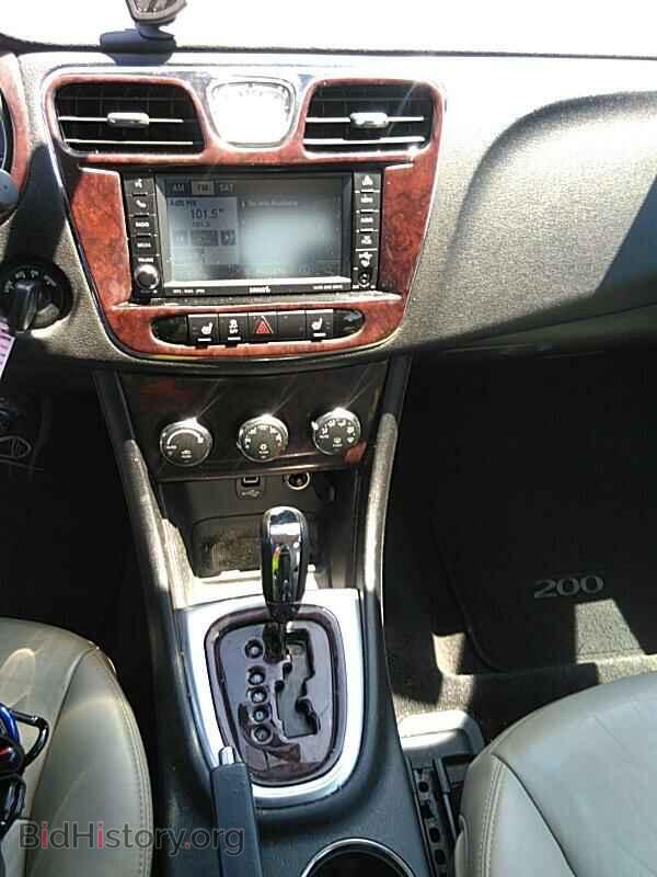 2011 Chrysler 200 - VIN: 1C3BC2FB9BN533687 - Фото 4