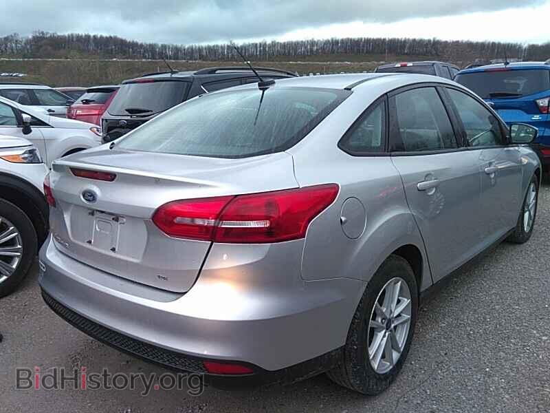 2017 Ford Focus - VIN: 1FADP3F26HL243383 - Фото 2