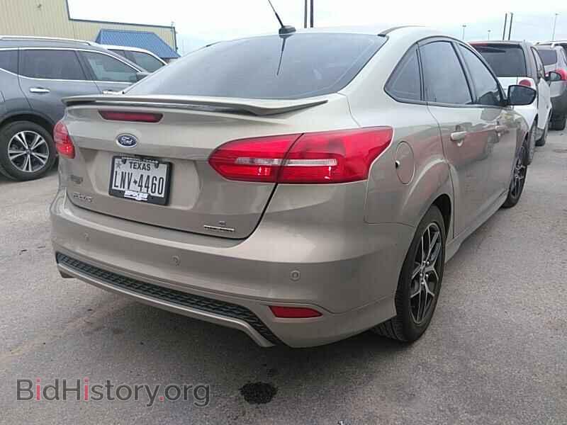 2015 Ford Focus - VIN: 1FADP3F25FL348025 - Фото 2
