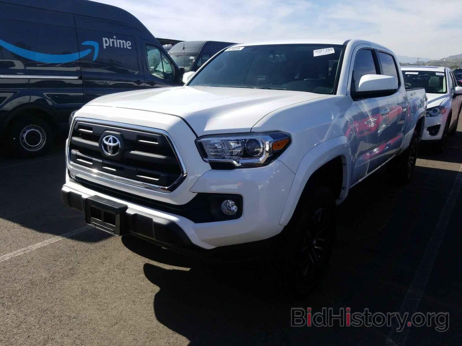 Photo 3TMCZ5AN4HM085041 - Toyota Tacoma 2017