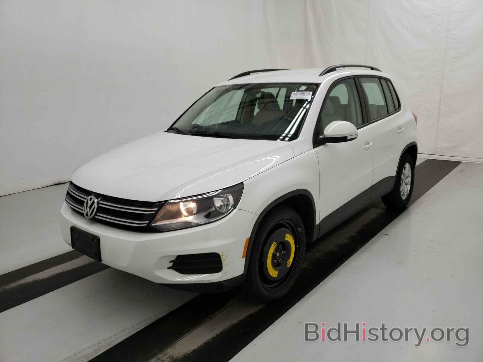 Photo WVGBV7AX9HK023805 - Volkswagen Tiguan 2017