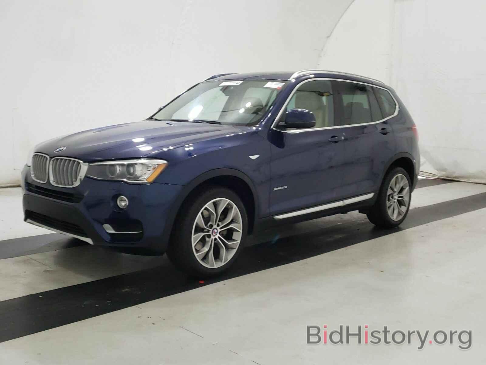 Photo 5UXWX7C58H0U42282 - BMW X3 2017