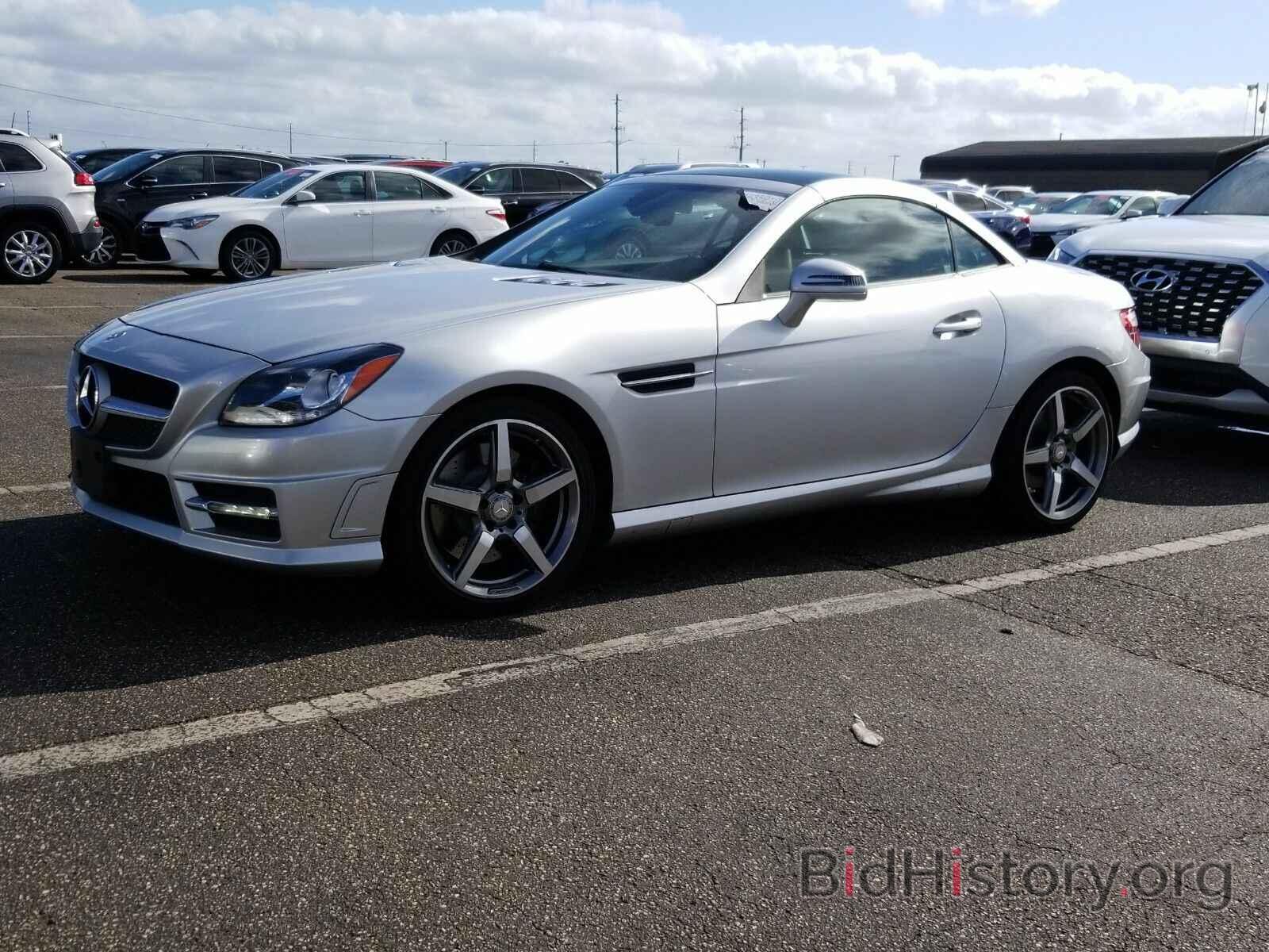 Photo WDDPK4HA3FF114258 - Mercedes-Benz SLK-Class 2015