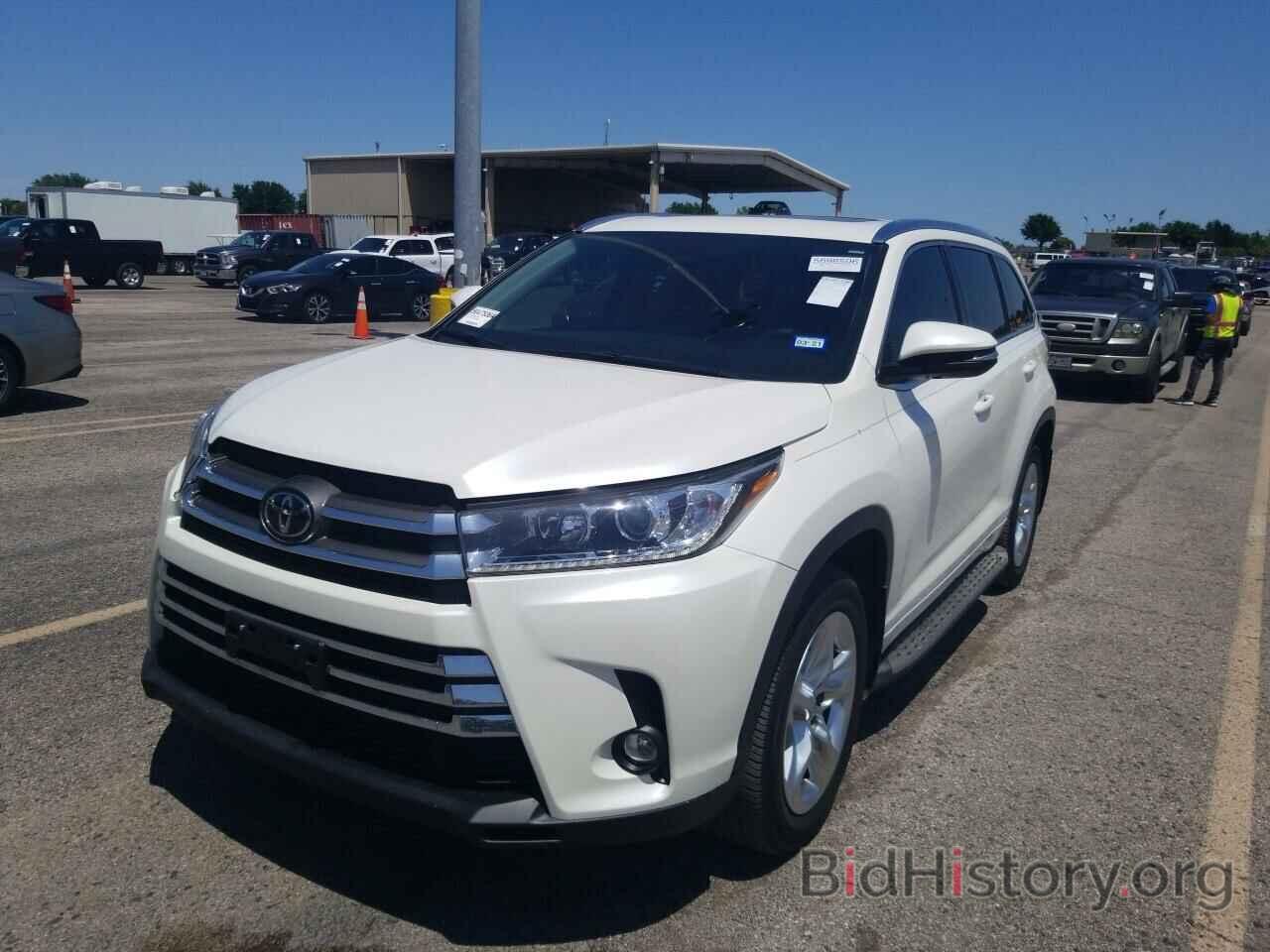 Photo 5TDYZRFH8KS304915 - Toyota Highlander 2019