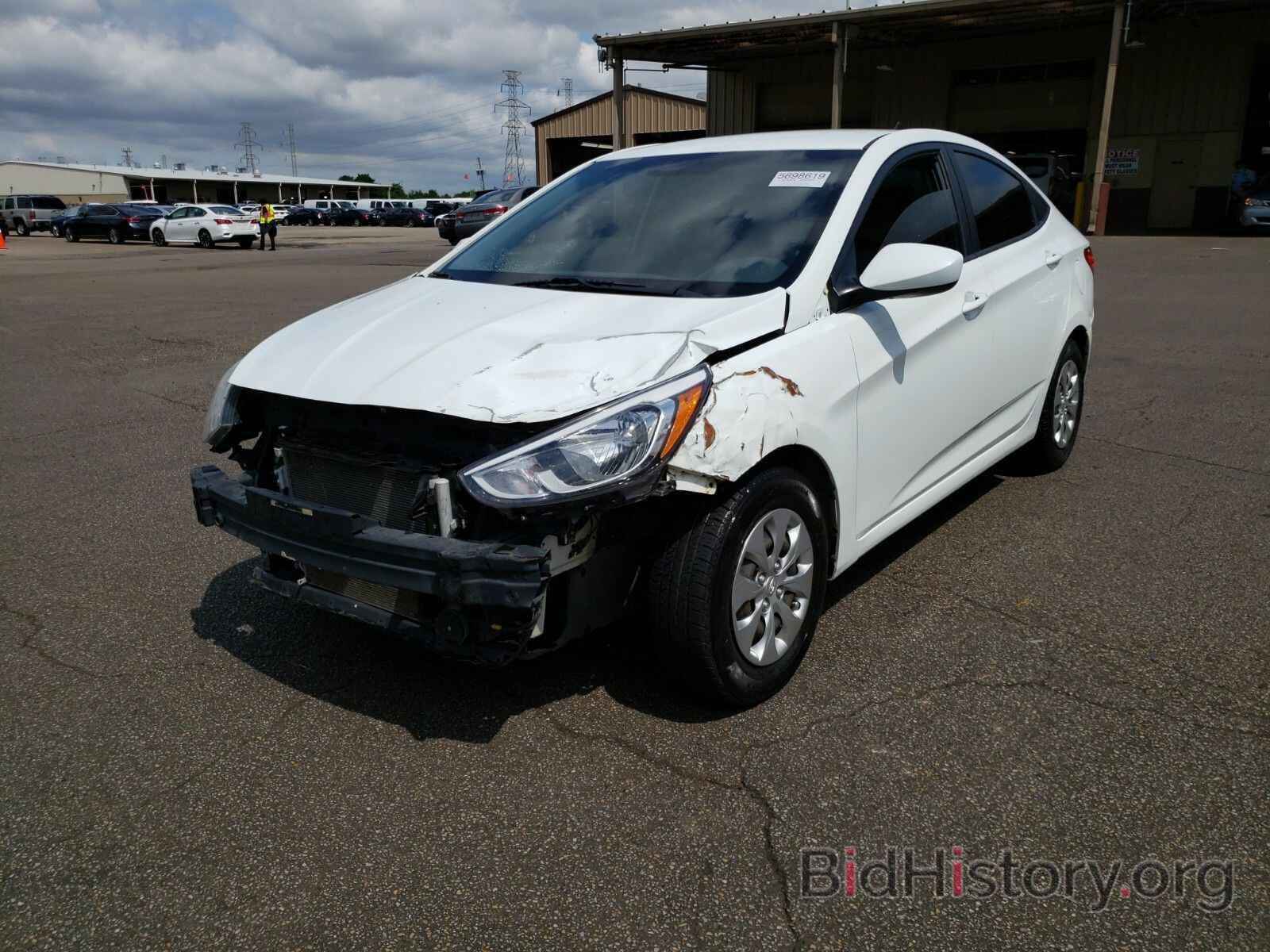 Photo KMHCT4AEXFU923931 - Hyundai Accent 2015