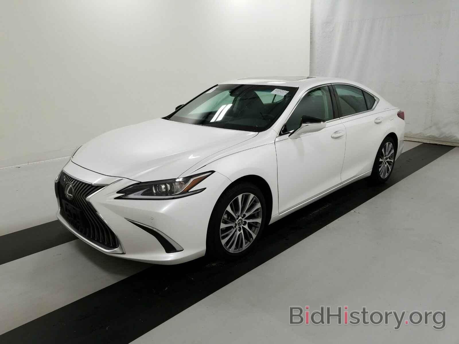 Photo 58ADZ1B1XLU062901 - Lexus ES 2020