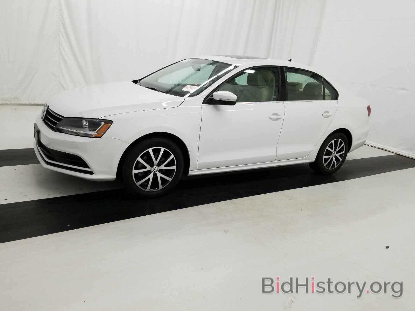 Photo 3VWDB7AJ6HM313314 - Volkswagen Jetta 2017