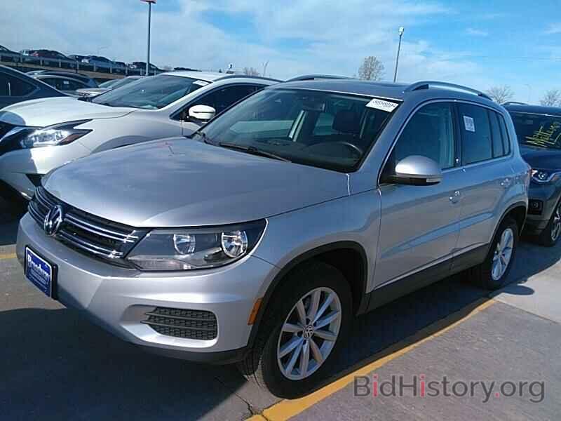 Фотография WVGSV7AX9HK005370 - Volkswagen Tiguan 2017