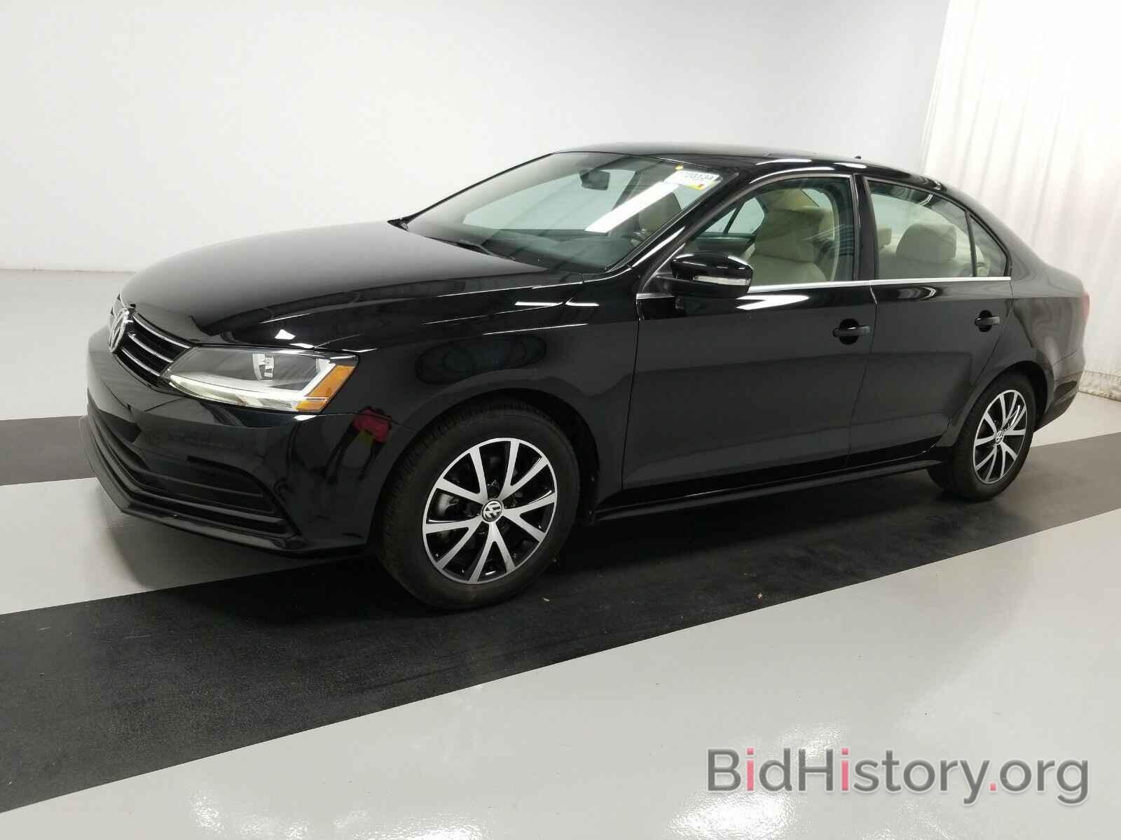 Фотография 3VWDB7AJ4HM274433 - Volkswagen Jetta 2017