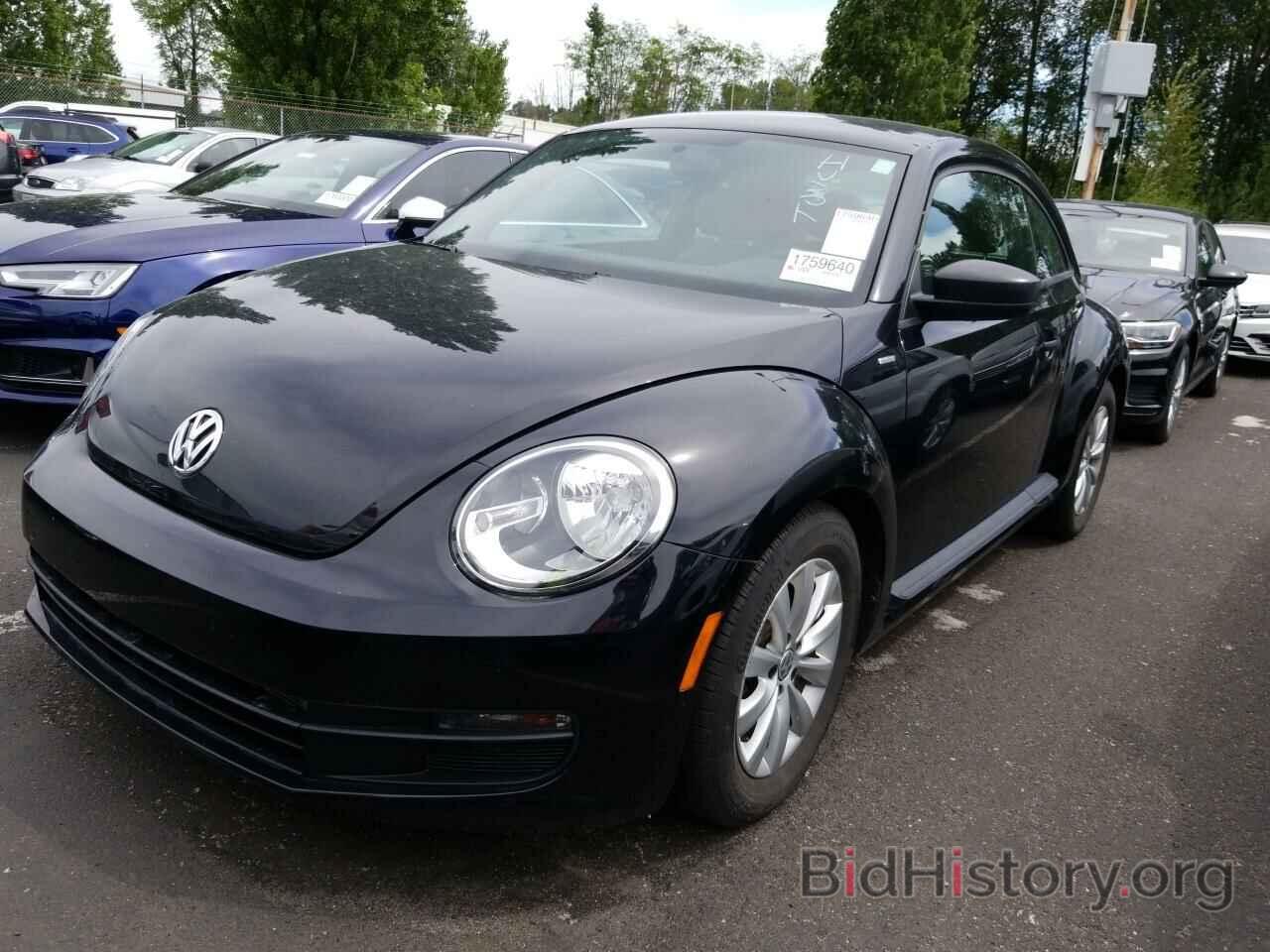 Photo 3VWF17AT9GM610816 - Volkswagen Beetle Coupe 2016