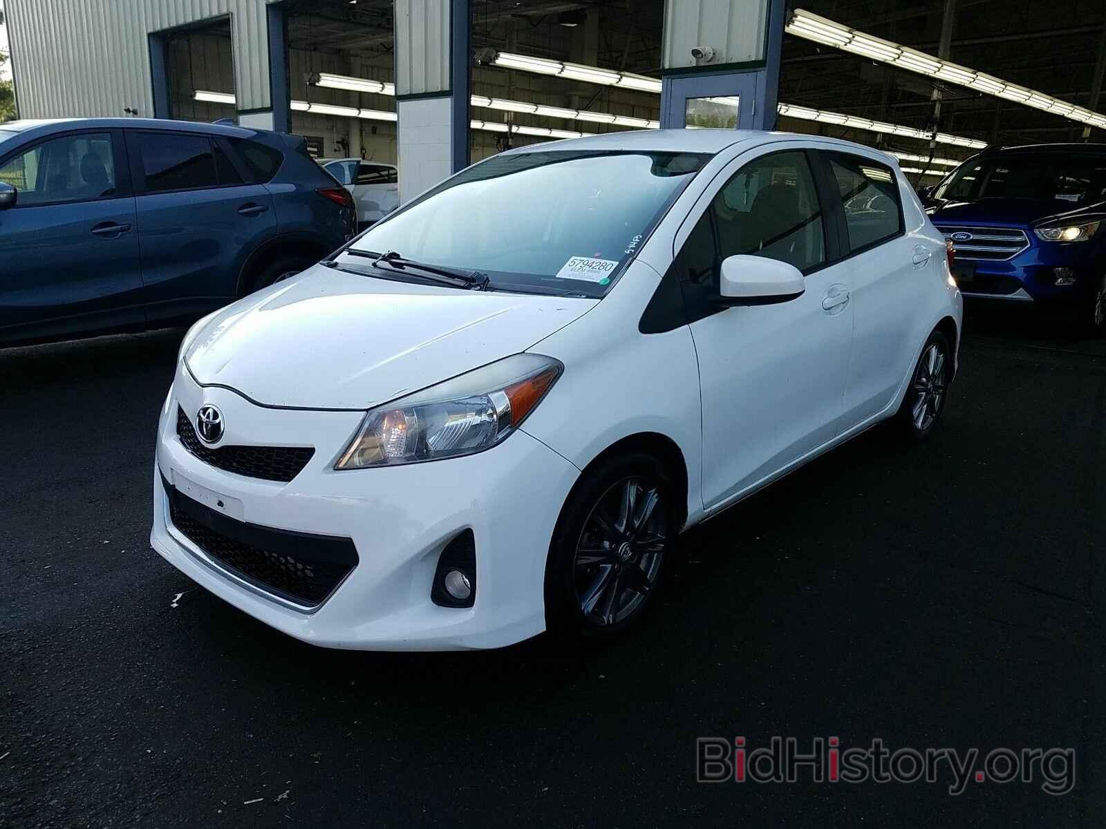 Photo JTDKTUD32DD553582 - Toyota Yaris 2013