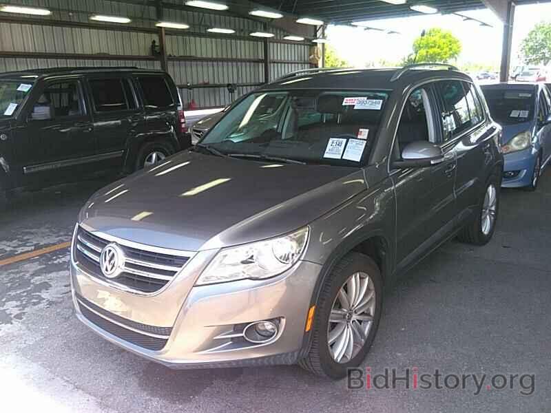 Photo WVGAV7AX8AW534982 - Volkswagen Tiguan 2010