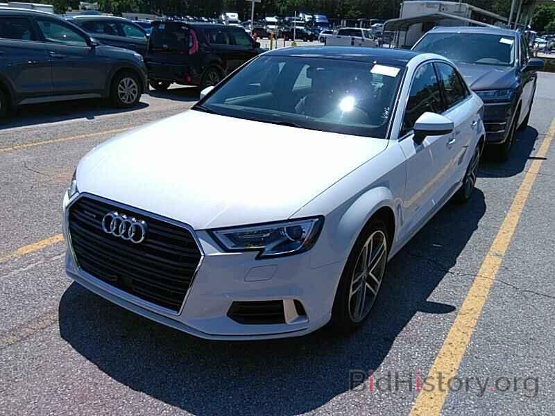 Photo WAUBEGFF8KA124770 - Audi A3 Sedan 2019