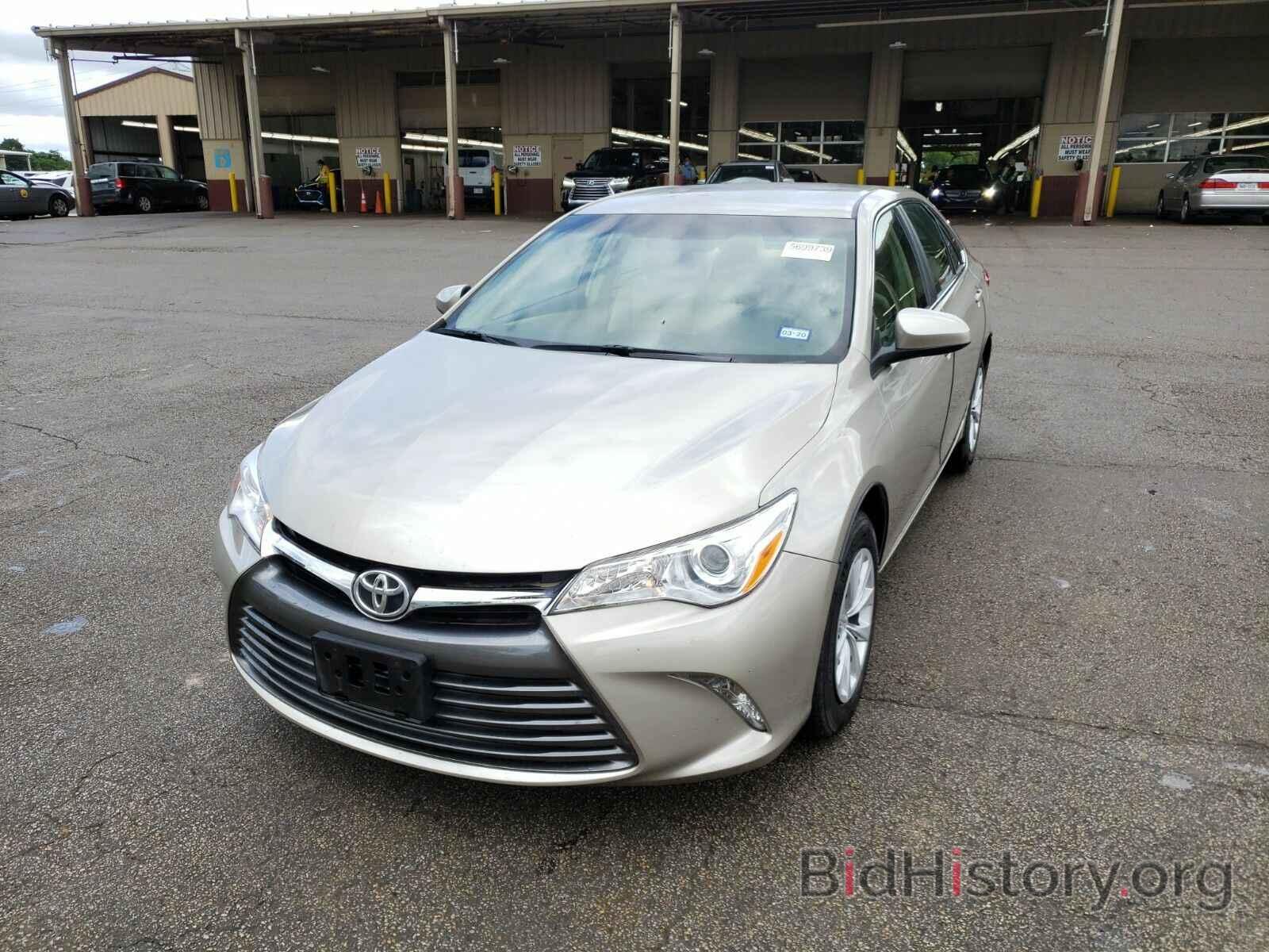 Photo 4T4BF1FK2GR565330 - Toyota Camry 2016