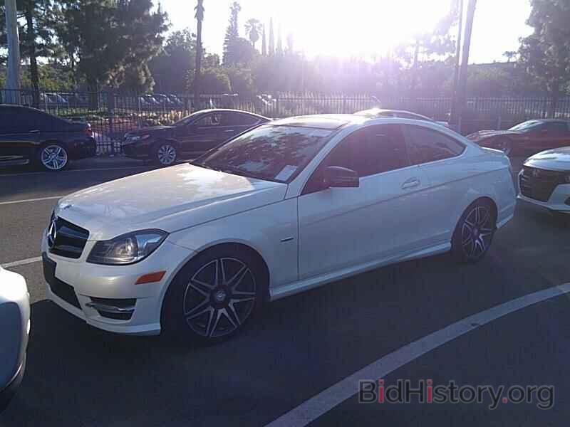 Photo WDDGJ4HB5EG160131 - Mercedes-Benz C-Class 2014