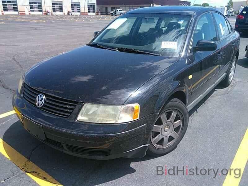 Фотография WVWMA63B7XE425968 - Volkswagen Passat 1999