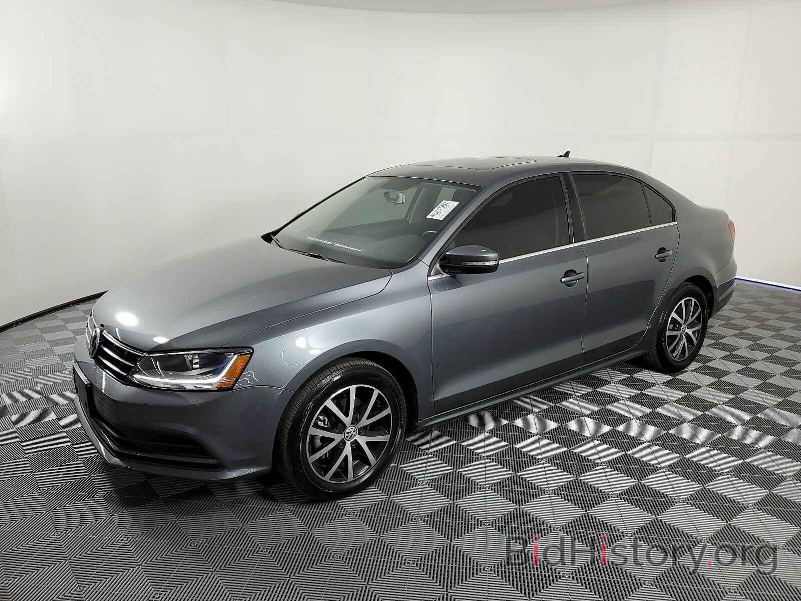 Photo 3VWDB7AJ5JM249241 - Volkswagen Jetta 2018