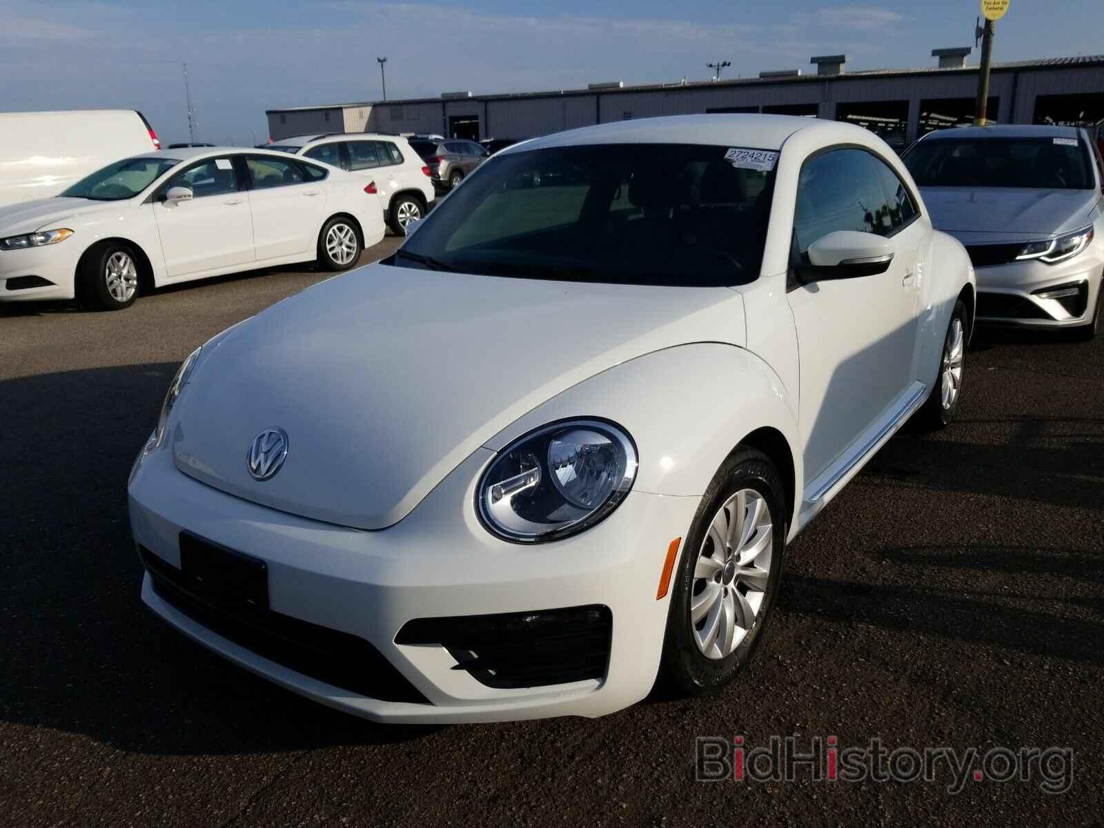 Фотография 3VWFD7ATXKM709029 - Volkswagen Beetle 2019