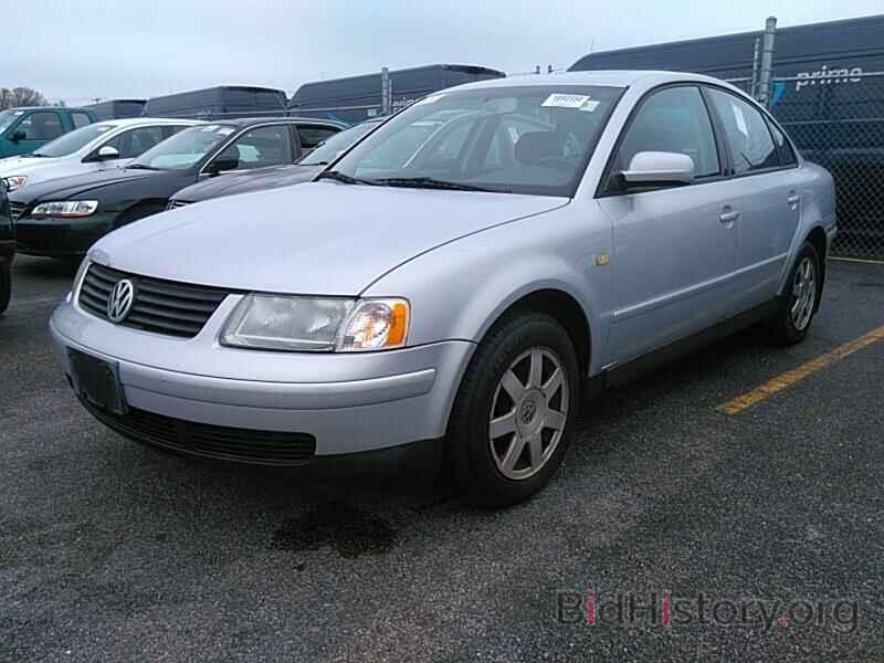 Photo WVWMA63B8XE512911 - Volkswagen Passat 1999