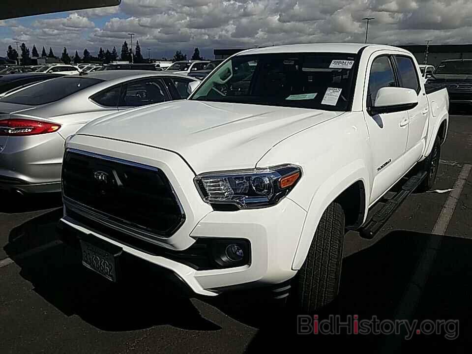 Photo 3TMAZ5CN7JM053162 - Toyota Tacoma 2018