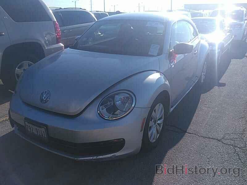 Photo 3VWFP7AT1DM668557 - Volkswagen Beetle Coupe 2013