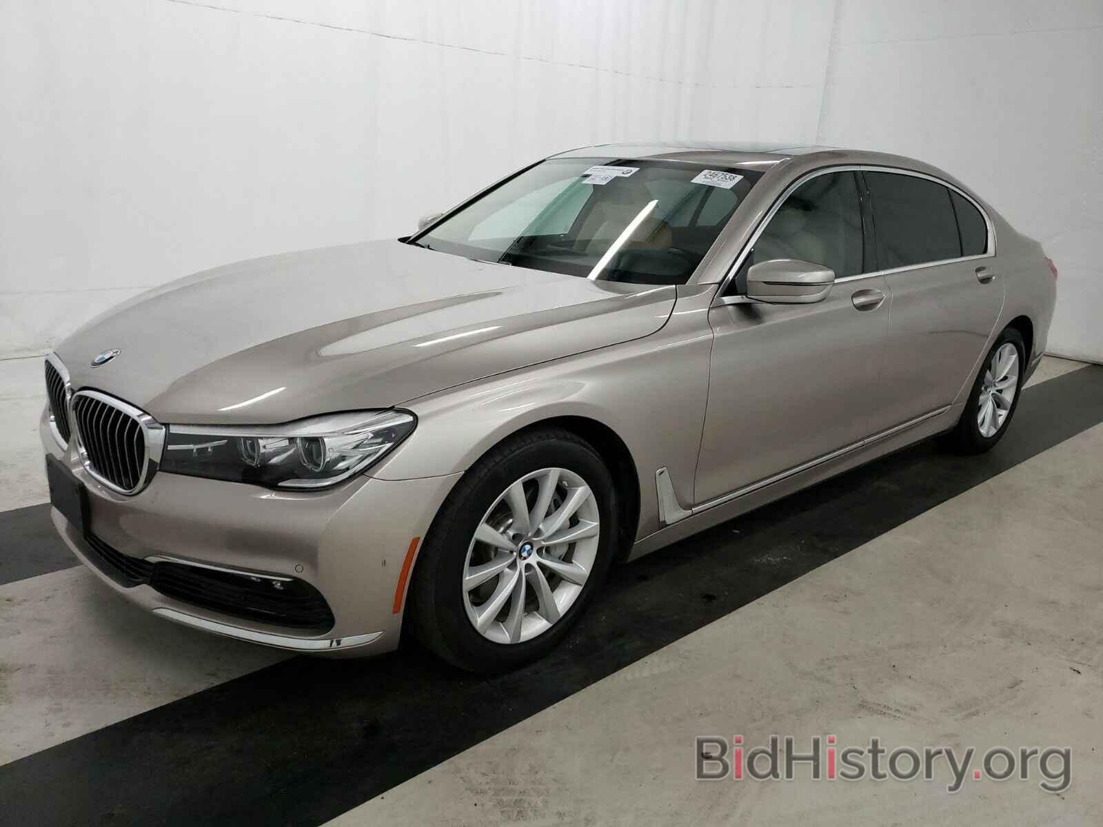 Photo WBA7E4C52JGV23668 - BMW 7 Series 2018