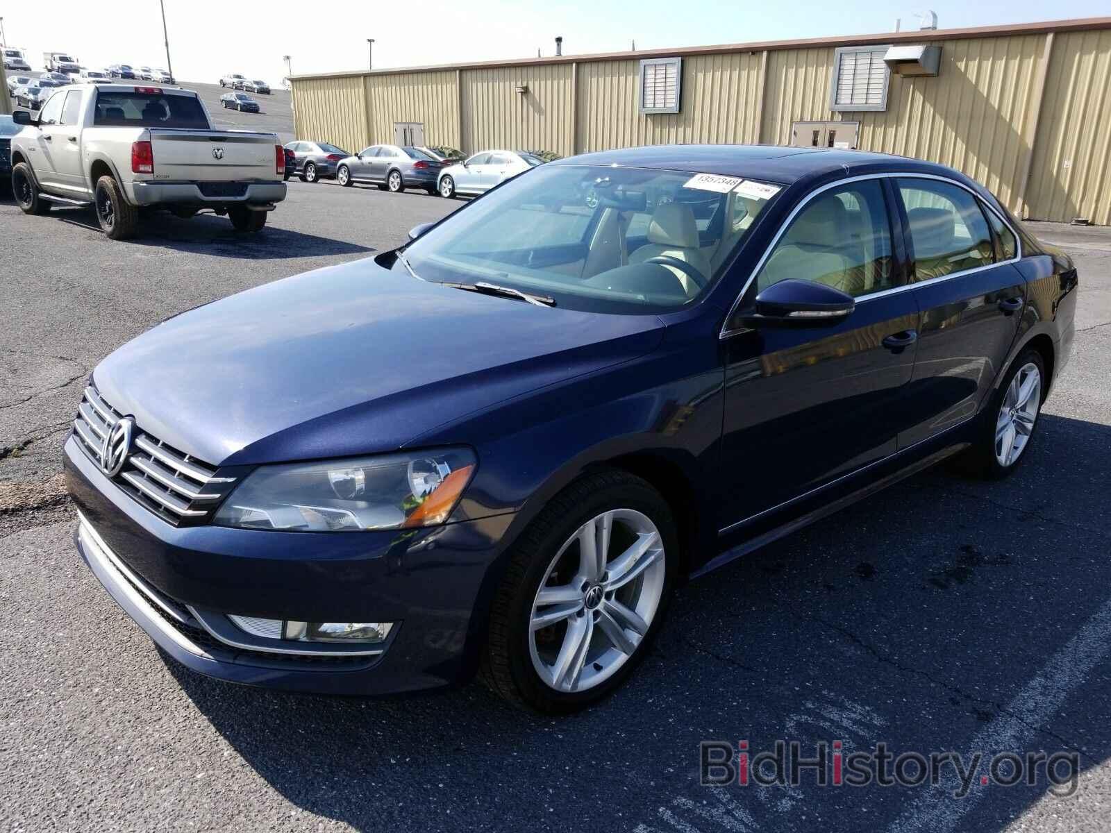 Photo 1VWCN7A30CC071781 - Volkswagen Passat 2012